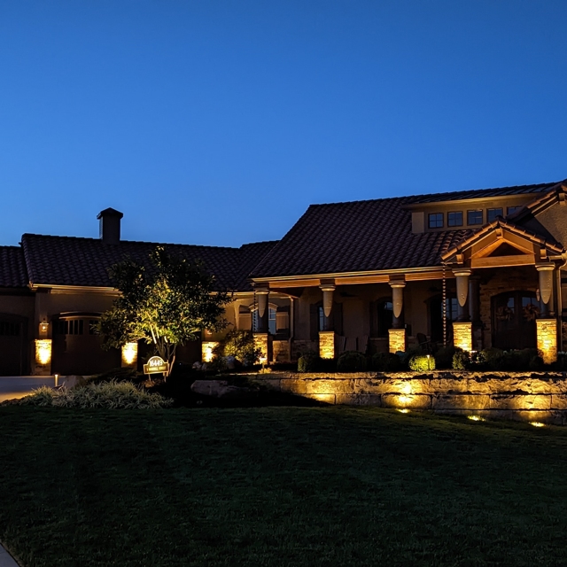 Professional Landscape Lighting Installation Company Kansas City & Overland Park Permanent
