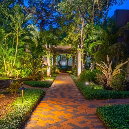 Outdoor Lighting in Miami, FL | Landscape Lighting | Outdoor Lighting ...