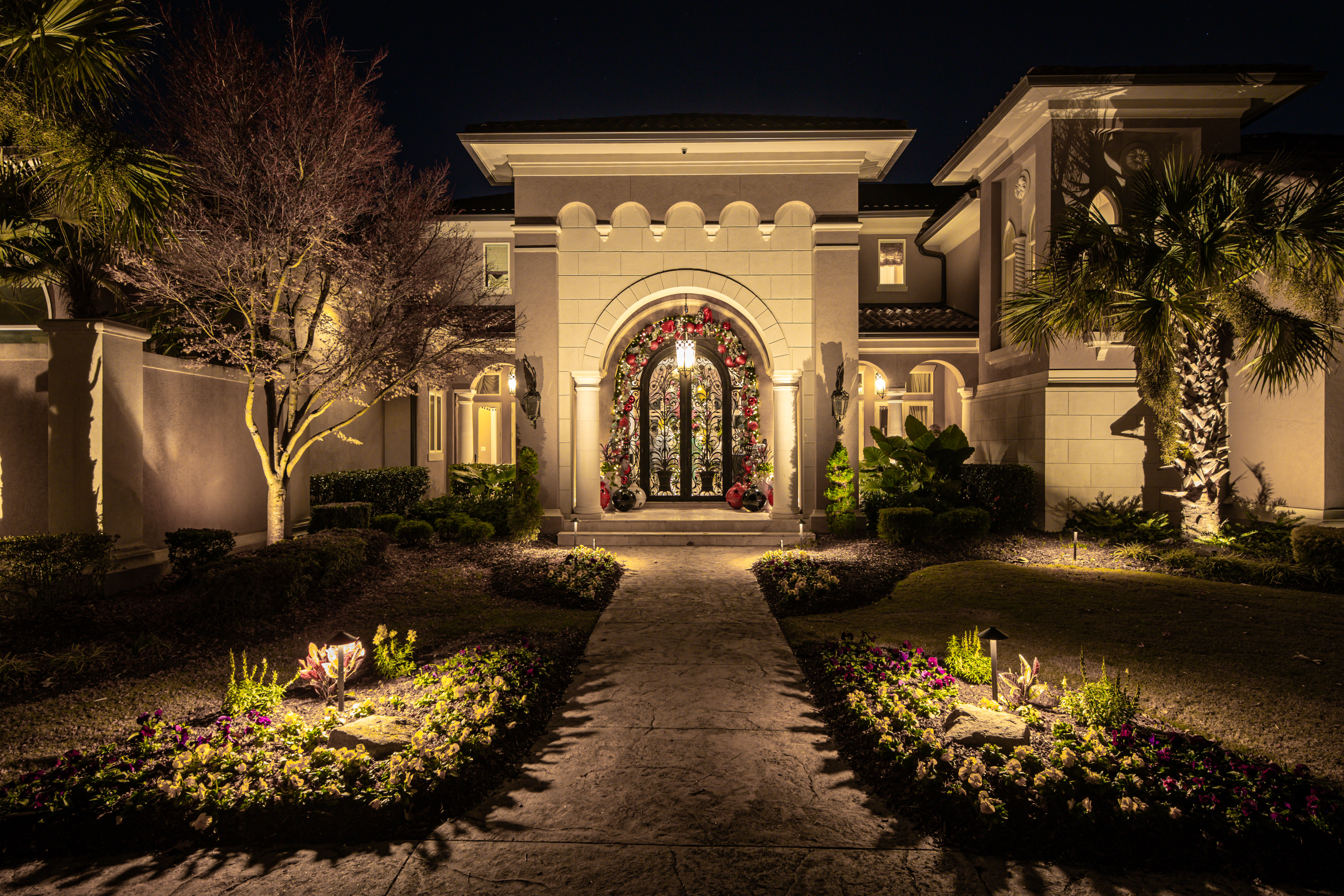 custom outdoor lighting in Jacksonville, FL