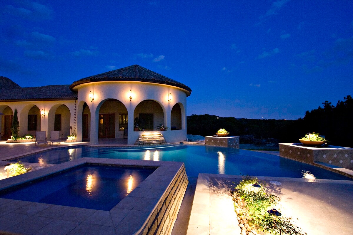 Pool and architecture lighting