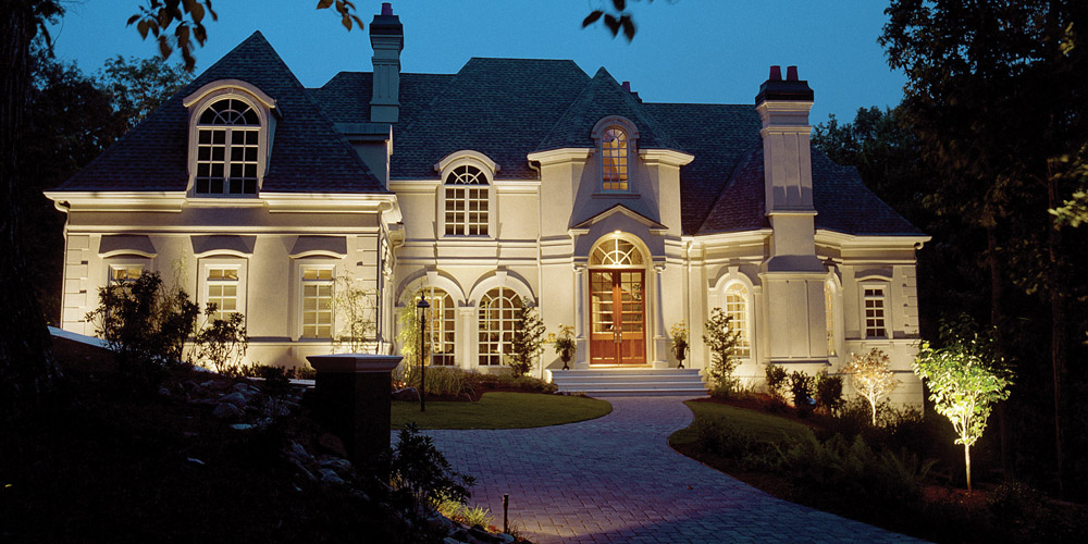 House lighting with driveway and facde lightings