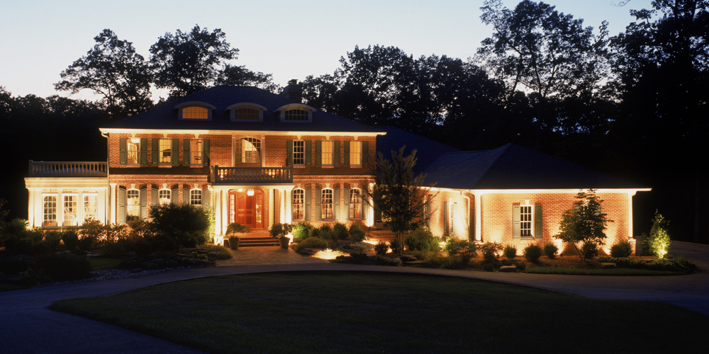  Home in Columbia with residential landscape lighting