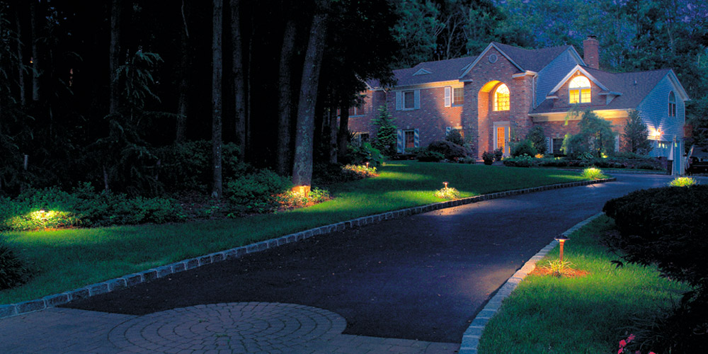 landscape lighting installer Worthington Ohio