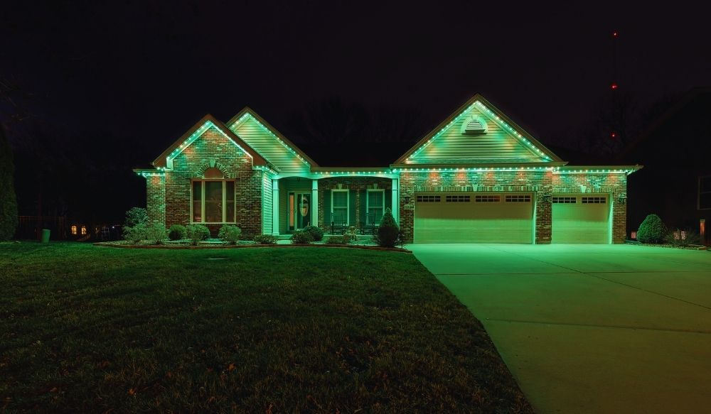 Florissant permanent roofline lighting