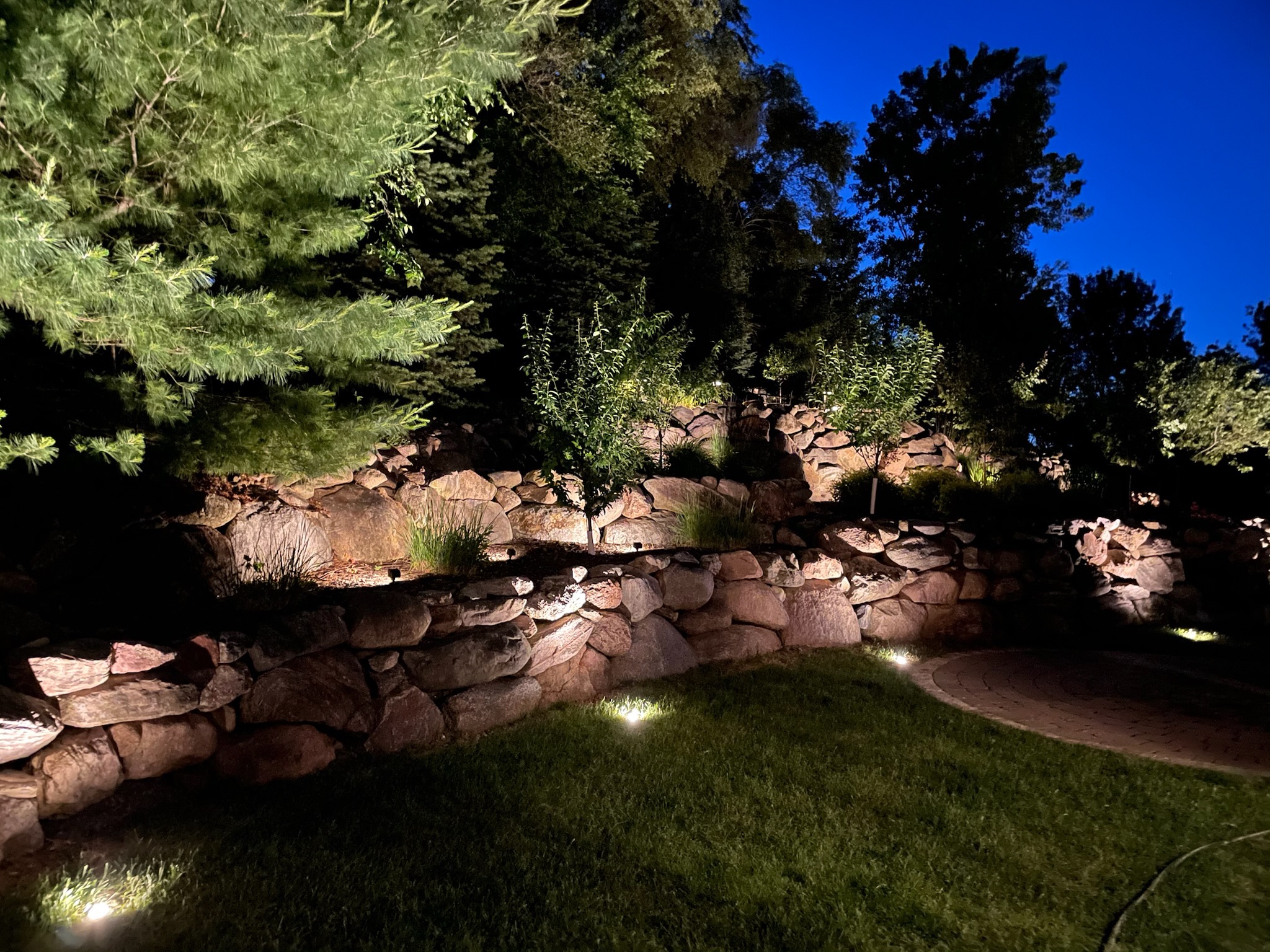 landscape lighting in Northbrook IL