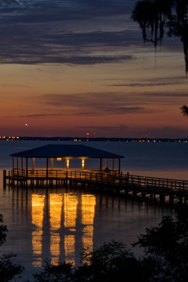 coastal-themed outdoor lighting