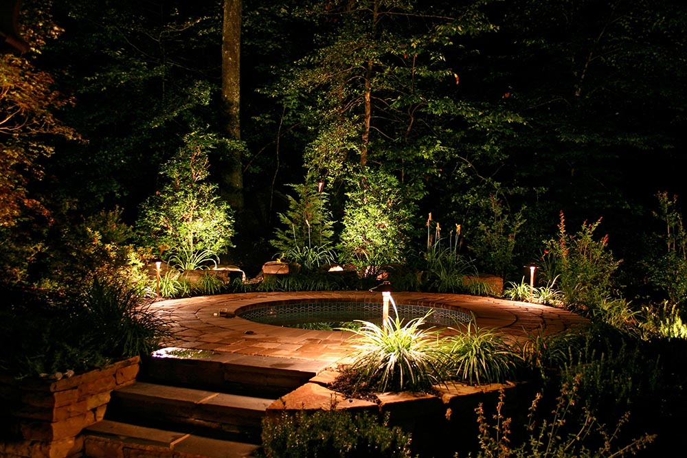 3 Reasons Why Fall is a Good Time to Install Spartanburg Landscape Lighting 
