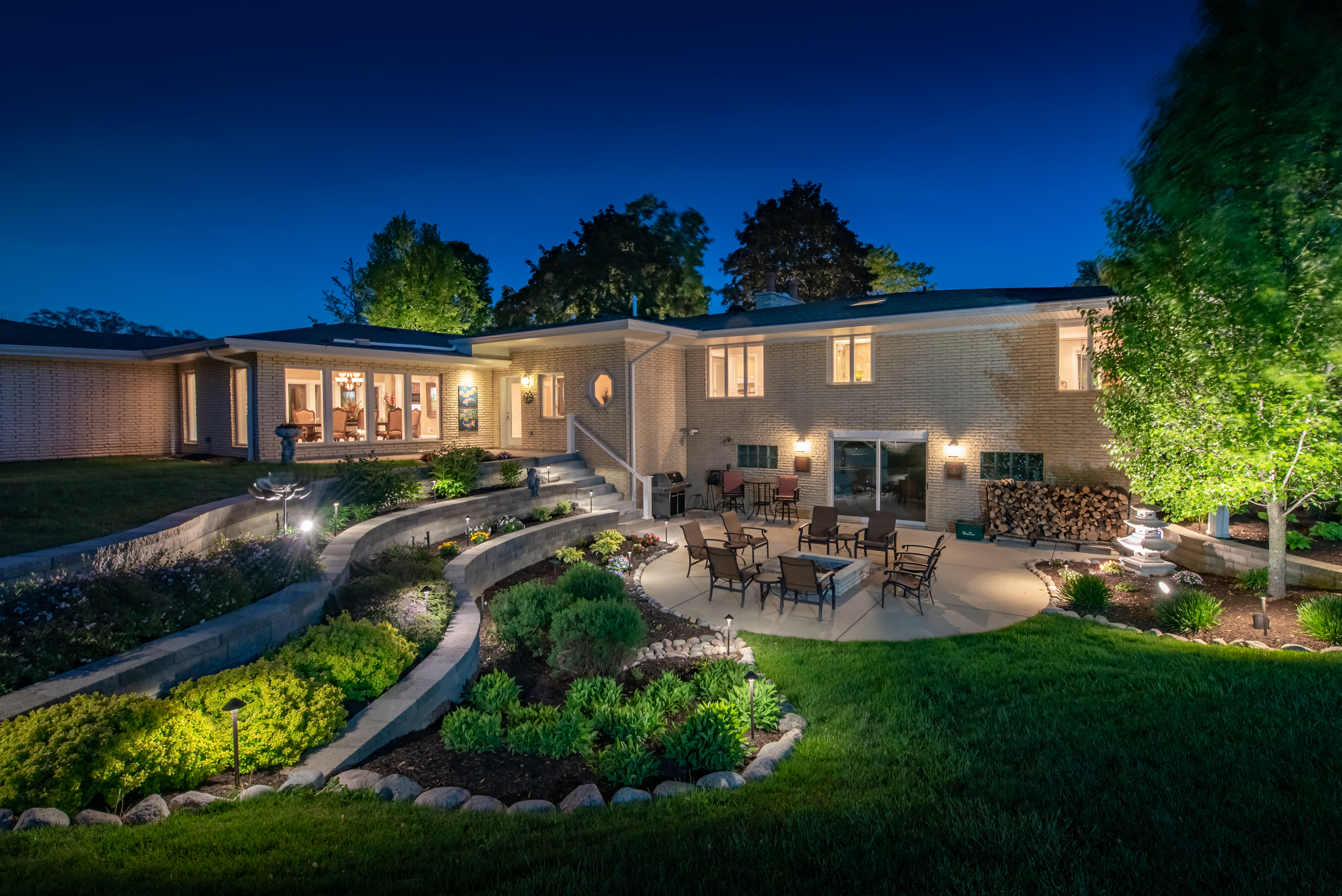 custom backyard outdoor lighting dayton ohio