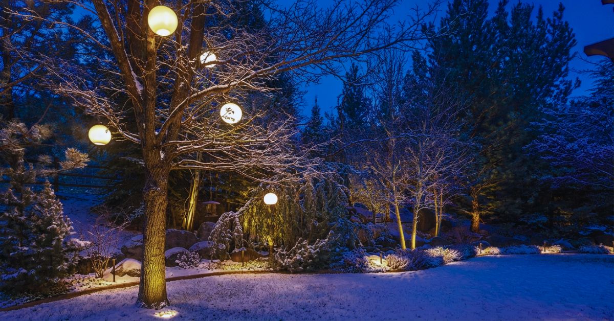 St. Charlest IL landscape lighting