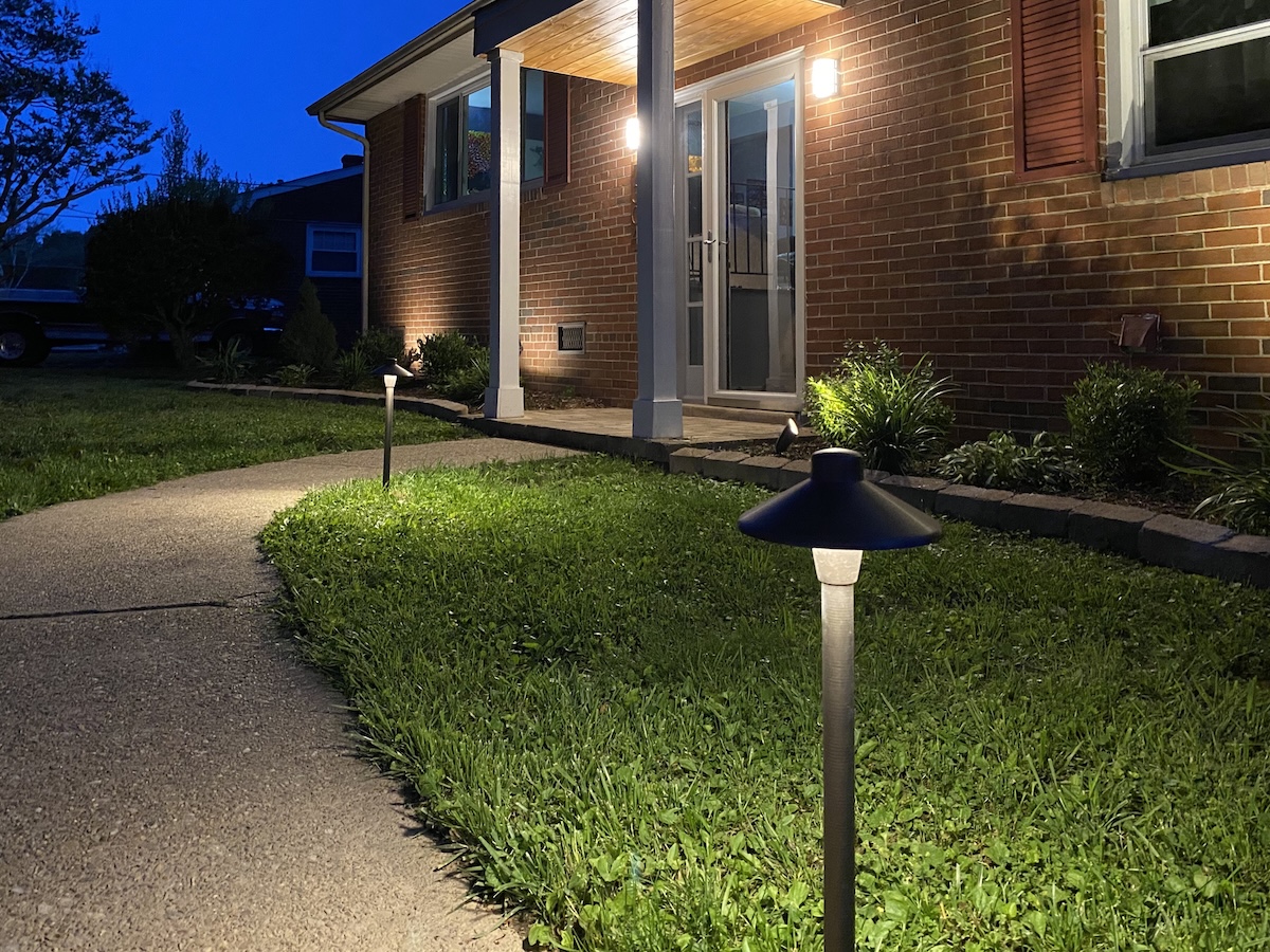 commercial outdoor lighting