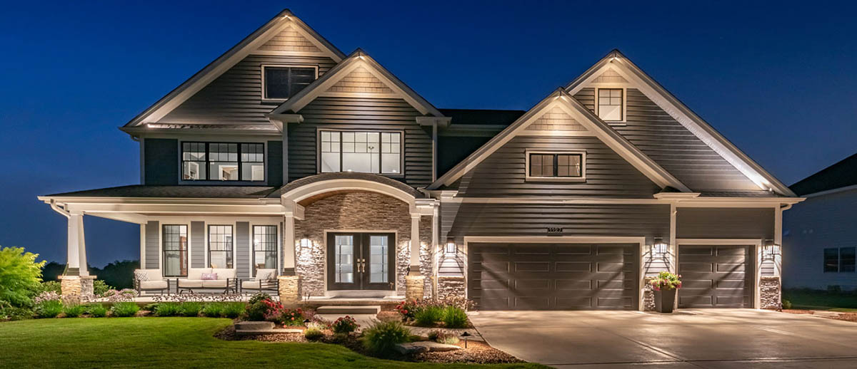 Professionally Installed outdoor lighting in chicago