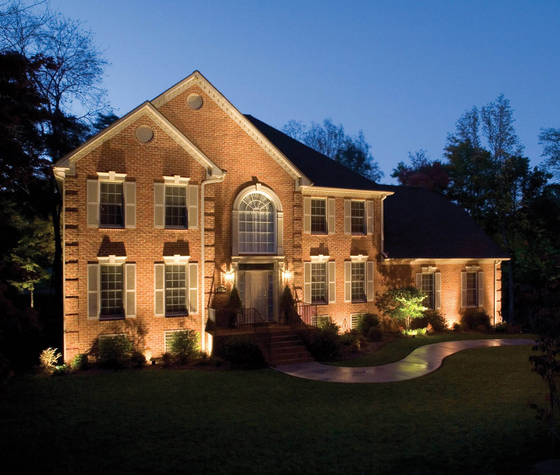 Make the Most of Your Outdoor Experience at Night this July with Fairview Heights Landscape Lighting