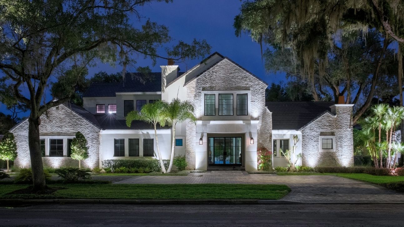 cool white outdoor lighting