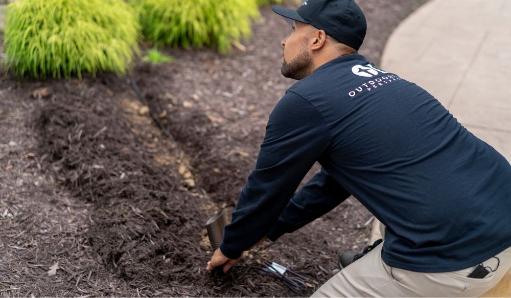 St. Louis outdoor lighting repair and maintenance