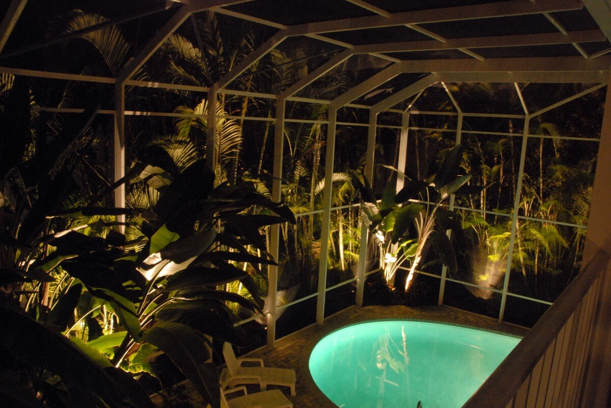 pool enclosure lighting 