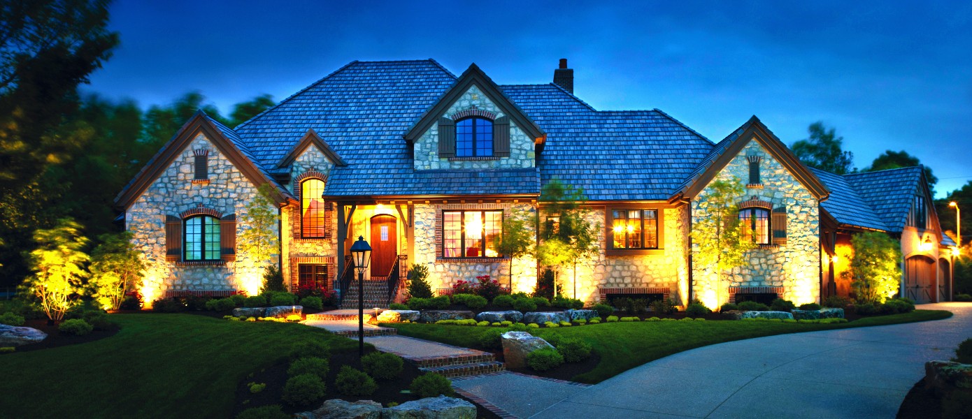 front of a home with curb appeal landscape lighting