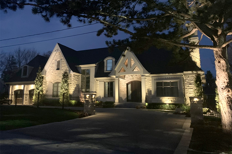 residential curb appeal lighting