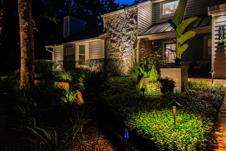 custom outdoor lighting