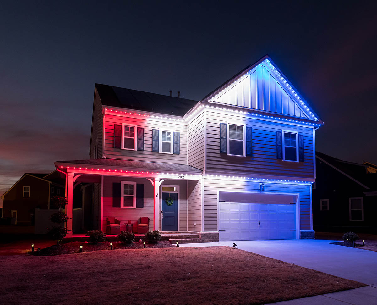 virginia beach roofline lights red and white