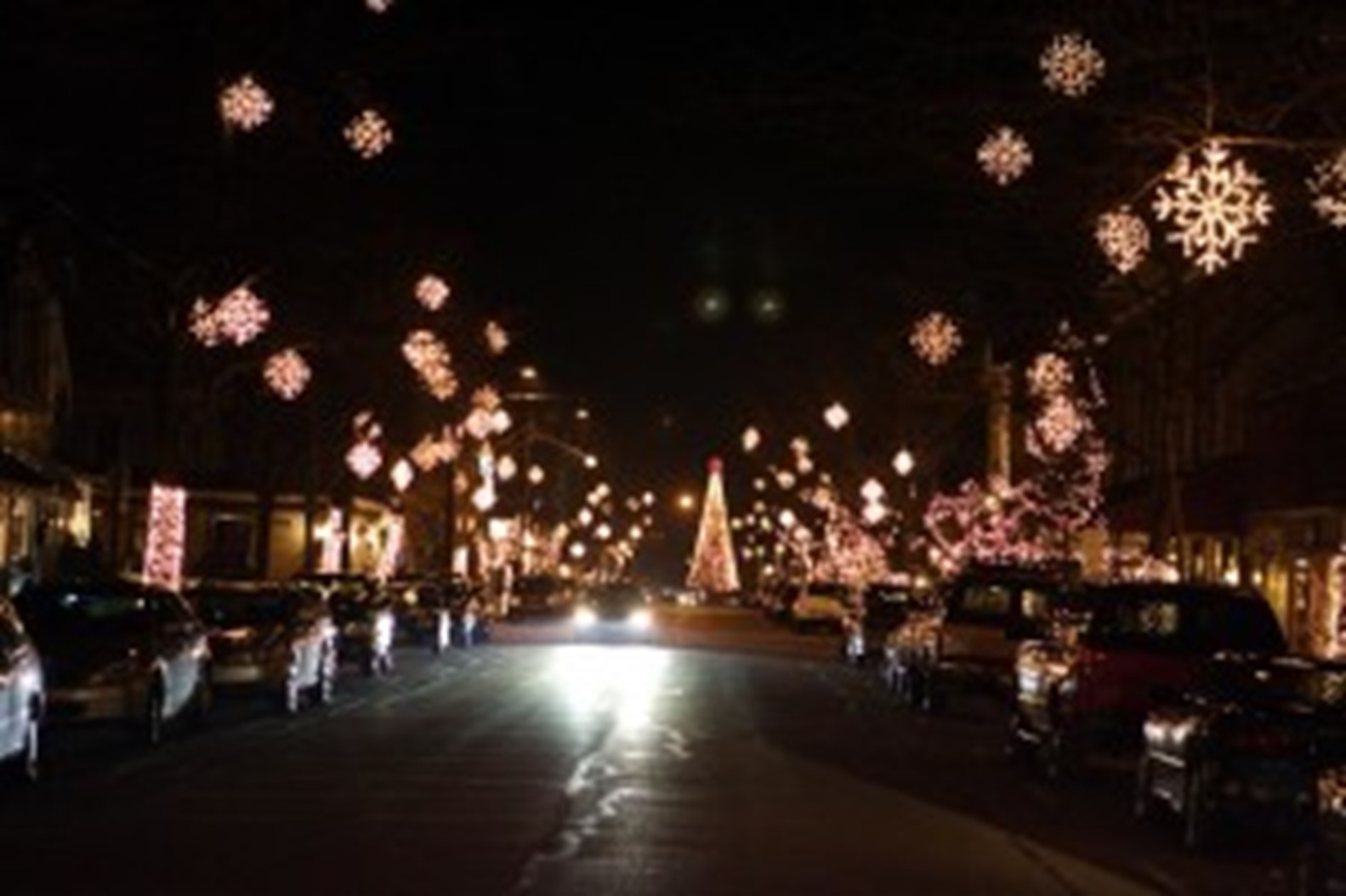 holiday lighting in Kansas city MO