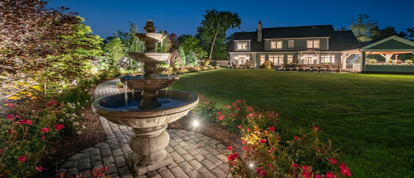 landscape lighting with fountain 