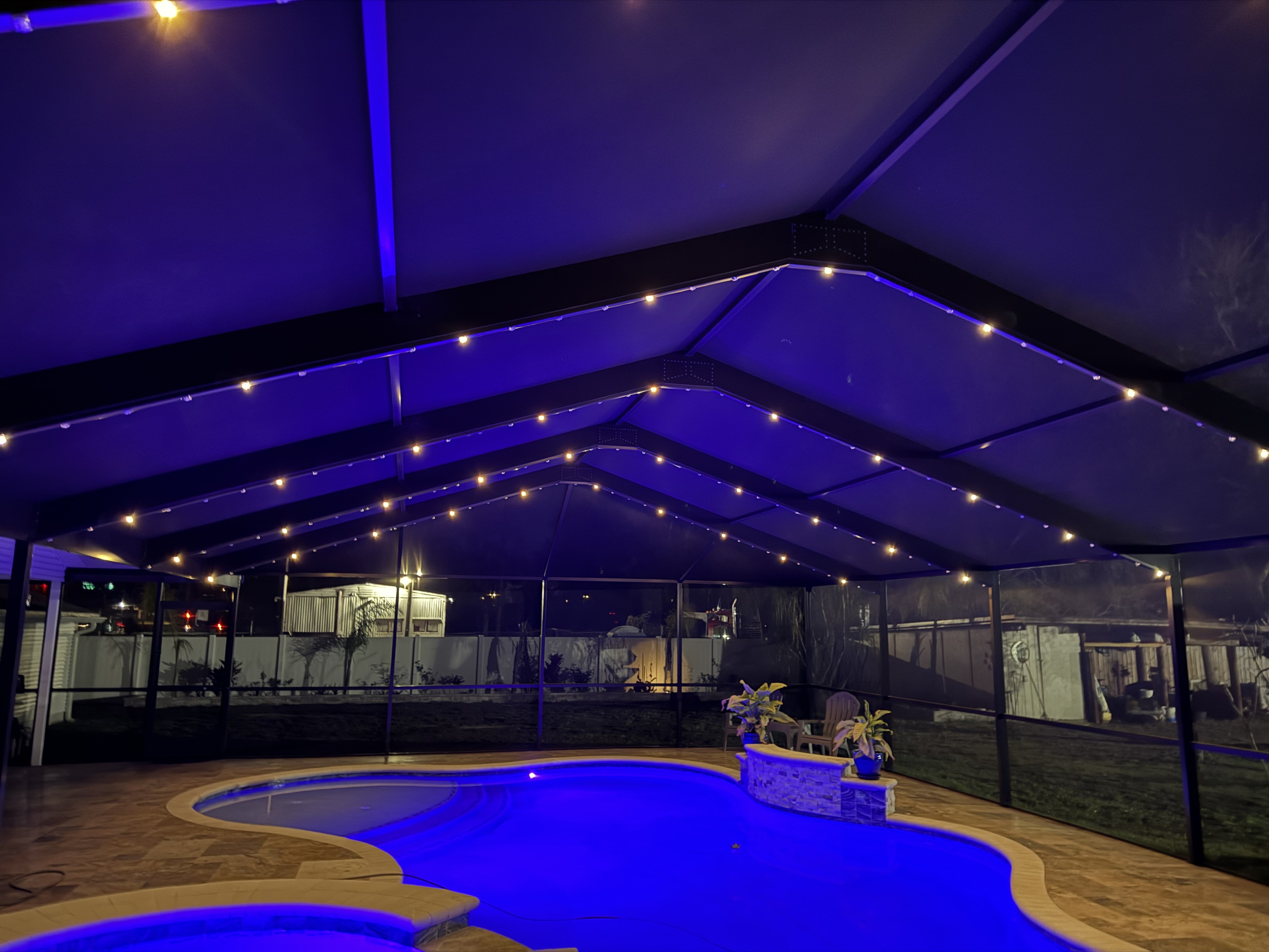 permanent roofline lighting