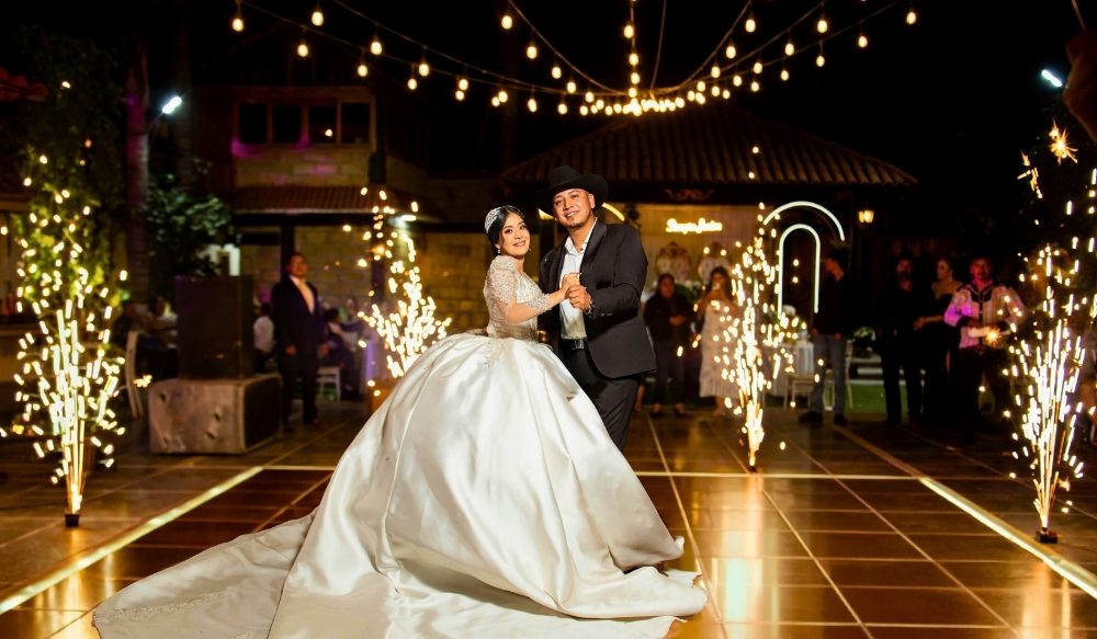outdoor lighting for weddings Cincinnati